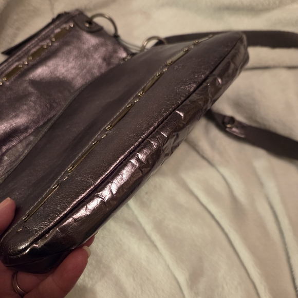 The Sak Metallic Pewter Crossbody Bag In EUC - Picture 9 of 9